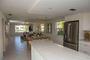 563 Spanish Dr S, Longboat Key, FL 34228 - Photo 5