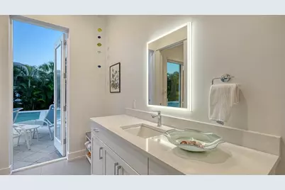 617 Neptune Avenue, Longboat Key, FL 34228 - Photo 25