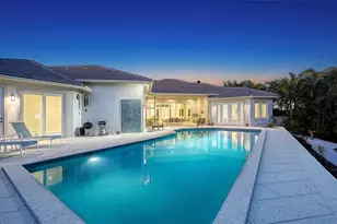 617 Neptune Ave, Longboat Key, FL 34228 - Photo 3