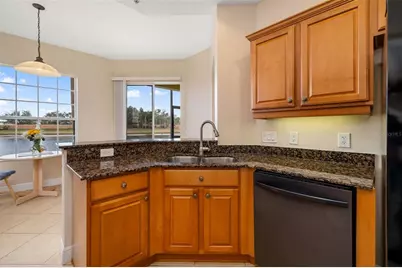 8407 Miramar Way, Lakewood Ranch, FL 34202 - Photo 23