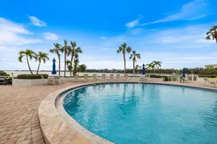 1610 Stickney Point Rd, Sarasota, FL 34231 - Photo 29