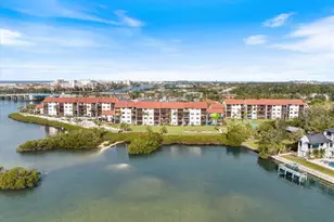 1610 Stickney Point Rd, Sarasota, FL 34231 - Photo 5