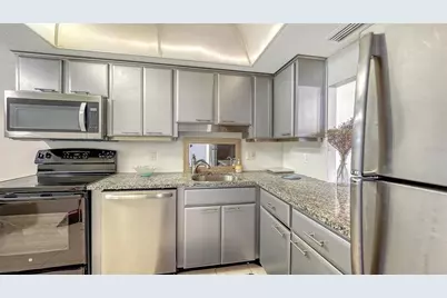 3700 S Osprey Avenue #219, Sarasota, FL 34239 - Photo 11