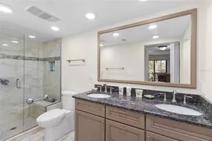 1633 Boathouse Cir, Sarasota, FL 34231 - Photo 15