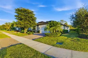 11937 Blazing Star Dr, Venice, FL 34293 - Photo 5