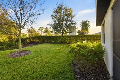 11937 Blazing Star Dr, Venice, FL 34293 - Photo 21