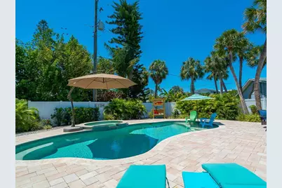 305 57th Street #A, Holmes Beach, FL 34217 - Photo 15