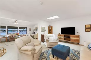 1516 Valley Forge Blvd, Sun City Center, FL 33573 - Photo 7