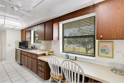 1516 Valley Forge Boulevard, Sun City Center, FL 33573 - Photo 13