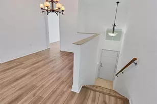 7269 Fountain Palm Cir, Bradenton, FL 34203 - Photo 3