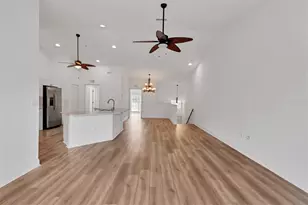 7269 Fountain Palm Cir, Bradenton, FL 34203 - Photo 7