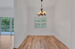 7269 Fountain Palm Cir, Bradenton, FL 34203 - Photo 11