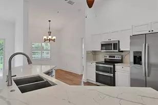 7269 Fountain Palm Cir, Bradenton, FL 34203 - Photo 9