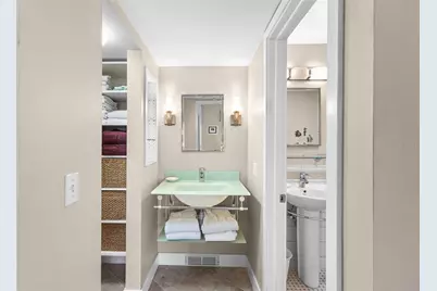 1515 Pelican Point Drive #284, Sarasota, FL 34231 - Photo 23