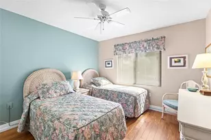 1515 Pelican Point Dr, Sarasota, FL 34231 - Photo 21