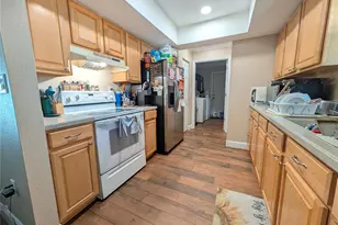 701 S Lockwood Ridge Rd, Sarasota, FL 34237 - Photo 7