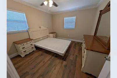 701 S Lockwood Ridge Road, Sarasota, FL 34237 - Photo 11