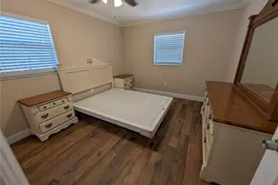 701 S Lockwood Ridge Rd, Sarasota, FL 34237 - Photo 11