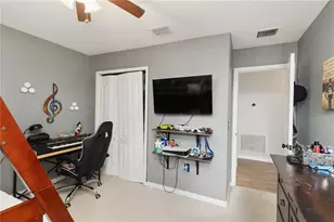 7327 Lumber Port Dr, Ruskin, FL 33573 - Photo 27