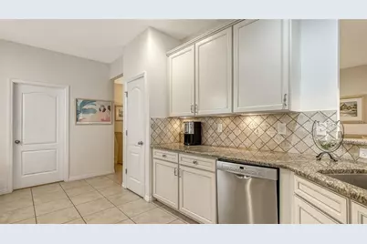 8320 Karpeal Drive, Sarasota, FL 34238 - Photo 5