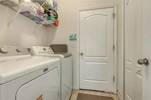 8320 Karpeal Dr, Sarasota, FL 34238 - Photo 25