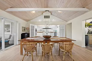 677 Lands End Dr, Longboat Key, FL 34228 - Photo 15