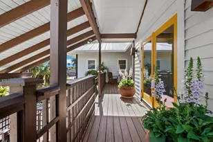 677 Lands End Dr, Longboat Key, FL 34228 - Photo 9