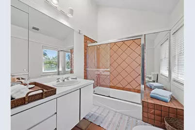 677 Lands End Drive, Longboat Key, FL 34228 - Photo 41