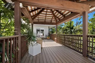 677 Lands End Dr, Longboat Key, FL 34228 - Photo 27