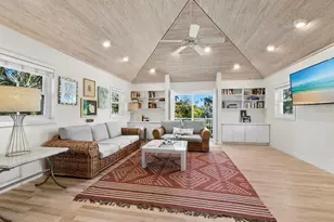 677 Lands End Dr, Longboat Key, FL 34228 - Photo 35