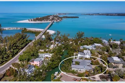 677 Lands End Drive, Longboat Key, FL 34228 - Photo 3