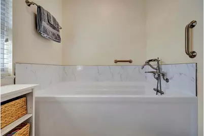 6183 Misty Oaks Drive, Sarasota, FL 34243 - Photo 35