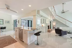 5324 Siesta Ct, Sarasota, FL 34242 - Photo 9