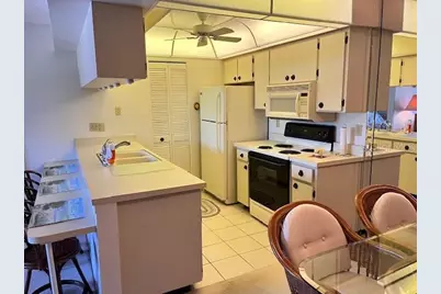 7209 27th Avenue W #2051, Bradenton, FL 34209 - Photo 9