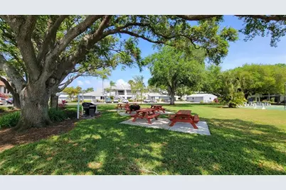 7209 27th Avenue W #2051, Bradenton, FL 34209 - Photo 47