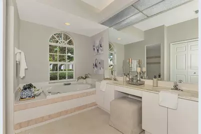 8528 Great Meadow Drive, Sarasota, FL 34238 - Photo 35