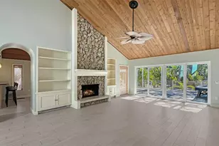 5310 Hidden Harbor Rd, Sarasota, FL 34242 - Photo 15