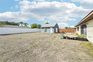 8635 Chesebro Ave, North Port, FL 34287 - Photo 35