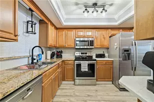 3983 Lake Bayshore Dr, Bradenton, FL 34205 - Photo 15