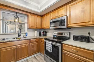 3983 Lake Bayshore Dr, Bradenton, FL 34205 - Photo 19