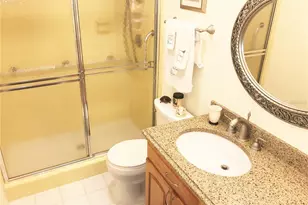 577 Lakeside Dr, Bradenton, FL 34210 - Photo 15