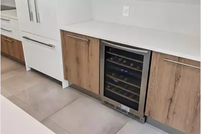 1732 Shoreland Drive, Sarasota, FL 34239 - Photo 19