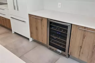 1732 Shoreland Dr, Sarasota, FL 34239 - Photo 19