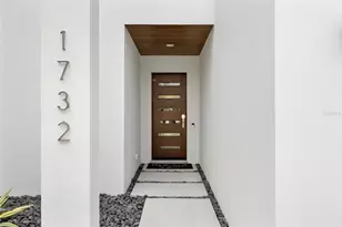 1732 Shoreland Dr, Sarasota, FL 34239 - Photo 11