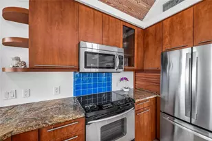 3007 Avenue F, Holmes Beach, FL 34217 - Photo 37