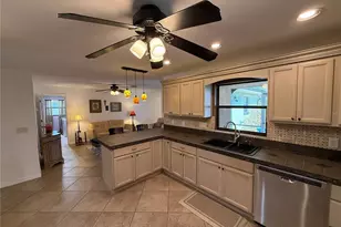 1629 Georgetowne Blvd, Sarasota, FL 34232 - Photo 9