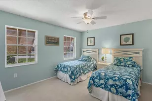 3613 57th Ave Dr W, Bradenton, FL 34210 - Photo 21