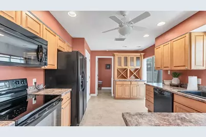 3613 57th Avenue Drive W #3613, Bradenton, FL 34210 - Photo 9