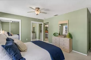 3613 57th Ave Dr W, Bradenton, FL 34210 - Photo 17