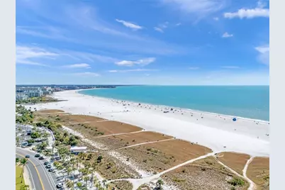 5144 Oxford Drive, Sarasota, FL 34242 - Photo 9